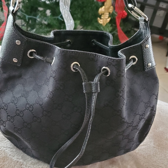 Authentic Gucci Purse - Picture 1 of 3